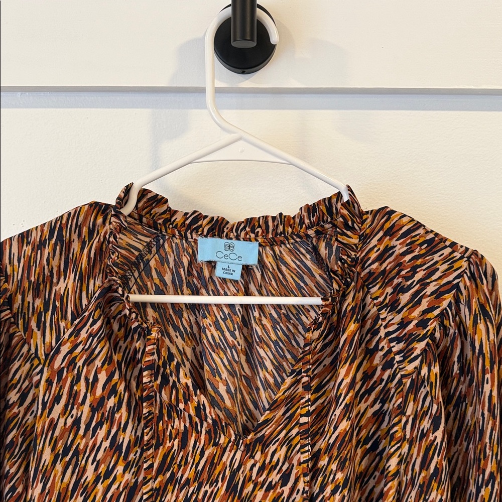 Cece Multicolor Patterned V-Neck Blouse - image 2